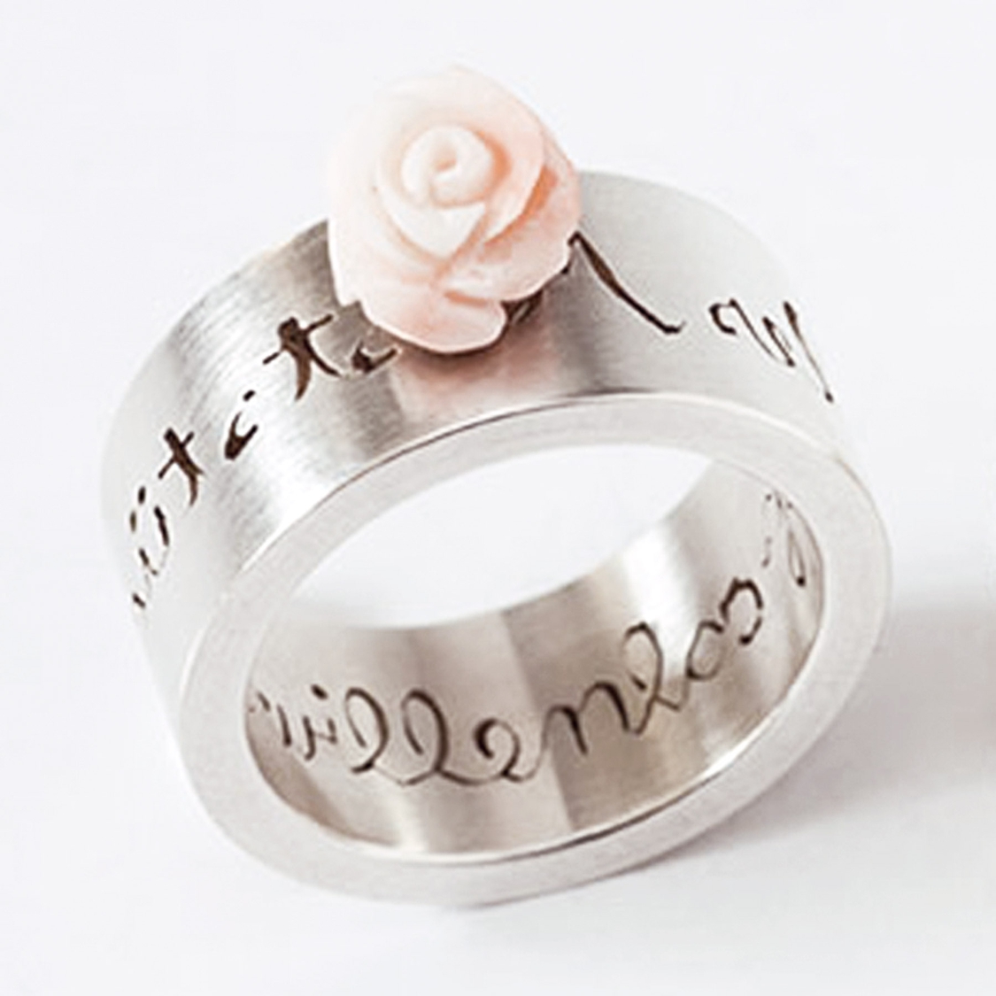 Partnerring, Ehering aus 925er Silber mit einer Rose aus rosa Koralle